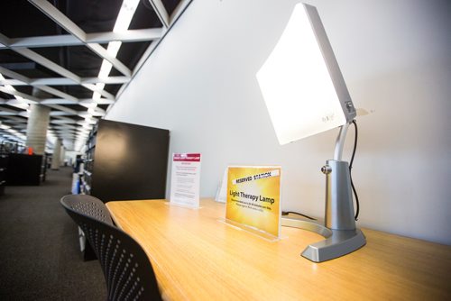 MIKAELA MACKENZIE / WINNIPEG FREE PRESS
Seasonal Affective Disorder lamps at the Millennium Library in Winnipeg on Monday, Feb. 25, 2019. The library offers much more than books these days, with programs and resources ranging from lamps to 3D printers.
Winnipeg Free Press 2019.