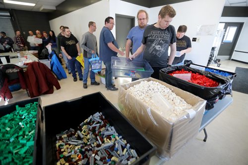 TREVOR HAGAN / WINNIPEG FREE PRESS
Club members had their chance for some free blocks that LEGO donated to the club at the Manitoba LEGO Club block party, for Dave Sanderson, Sunday, February 24, 2019.