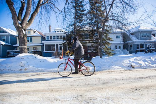 MIKAELA MACKENZIE / WINNIPEG FREE PRESS
Cyclist Tim Brandt poses for a portrait in Corydon in Winnipeg on Wednesday, Feb. 27, 2019.  Brandt has not driven in 18 years, and is one of a growing segment of Winnipeggers who have made the choice to go car-free.
Winnipeg Free Press 2019.