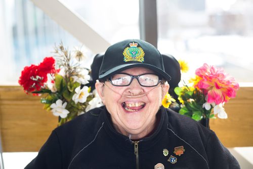 MIKAELA MACKENZIE / WINNIPEG FREE PRESS
Olive Yaremko plays the keyboard every day in the skywalks downtown in Winnipeg on Wednesday, Feb. 27, 2019. She hopes to brighten the day of passers-by when they hear her music.
Winnipeg Free Press 2019.