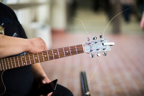 MIKAELA MACKENZIE / WINNIPEG FREE PRESS
Lucien Spence practices in the skywalks downtown in Winnipeg on Wednesday, Feb. 27, 2019. He believes that it is his duty to share his musical talent, and also finds the exposure to be a perk of busking.
Winnipeg Free Press 2019.