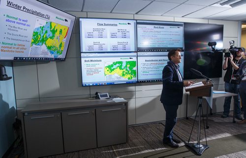 MIKE DEAL / WINNIPEG FREE PRESS
Infrastructure Minister Ron Schuler provides an updated on the provinces flood forecast at the Hydrological Forecast Centre, Thursday morning.
190228 - Thursday, February 28, 2019.