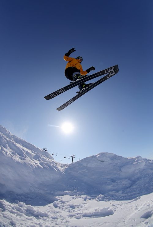 TREVOR HAGAN / WINNIPEG FREE PRESS
Noah Leppelmann, 16, skiing at Spring Hill Winter Park, Saturday, March 2, 2019.