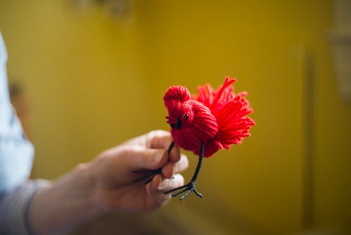 MIKAELA MACKENZIE / WINNIPEG FREE PRESS
Jodie Jane, owner of Little Wing, makes wool birds out of yarn and wire in her home in Winnipeg on Monday, March 4, 2019. 
Winnipeg Free Press 2019.