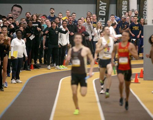 TREVOR HAGAN / WINNIPEG FREE PRESS
Fans cheer as Bisons win gold 4x800m relay final. U-Sports Track and Field Championships, Friday, March 8, 2019.