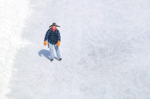 TREVOR HAGAN / WINNIPEG FREE PRESS
As seen from the Norwood Bridge, the skating trail broke a record for number of days open, Sunday, March 10, 2019.