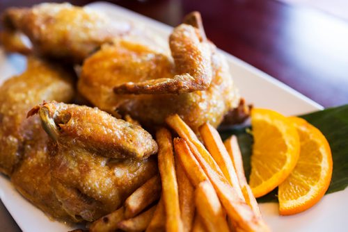 MIKAELA MACKENZIE / WINNIPEG FREE PRESS
The fried chicken at Max's, a Filipino chain on St. James street, in Winnipeg on Tuesday, March 12, 2019. 
Winnipeg Free Press 2019.