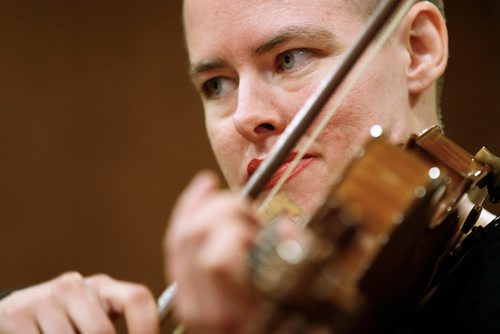 JOHN WOODS / WINNIPEG FREE PRESS
Tatiana Friesen, an instructort at Sistema Winnipeg, plays for Janice Filmon, Lieutenant Governor, as part of her Conversations and Celebrations series at Government House in Winnipeg Tuesday, March 12, 2019.