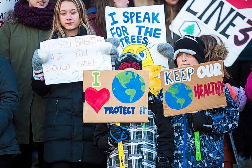 MIKAELA MACKENZIE / WINNIPEG FREE PRESS
Young Winnipeggers skip school to hold a funeral for the planet at the Manitoba Legislative Building in Winnipeg on Friday, March 15, 2019. 
Winnipeg Free Press 2019.