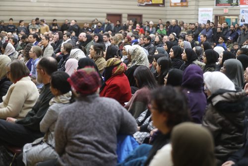 TREVOR HAGAN/ WINNIPEG PRESS
A large gathering at Winnipeg Grand Mosque, Friday, March 15, 2019.