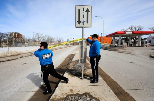 RUTH BONNEVILLE / WINNIPEG FREE PRESS

Local - Forensic investigators and cadet units secure the area around Salter and Selkirk Ave. for a homicide investigation on Saturday.  Salter Street is closed to travel from Stella northbound to Selkirk at this time.  


March 16,, 2019
