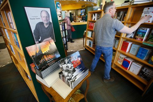 JOHN WOODS / WINNIPEG FREE PRESS
Randy Turner books sit on the memorial shelf at McNally Robinson Bookstore in Winnipeg Sunday, March 17, 2019. Turner, a Winnipeg Free Press writer, died last week from cancer.