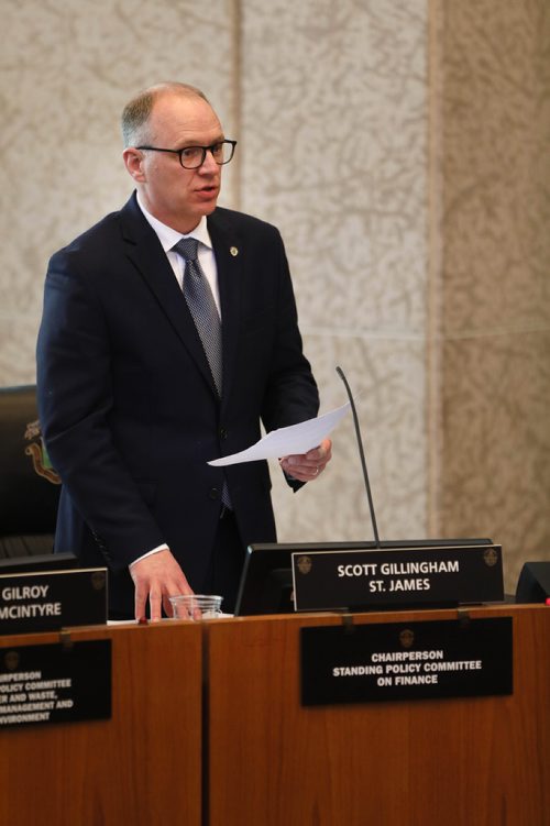 RUTH BONNEVILLE / WINNIPEG FREE PRESS

Local - City Hall budget.  
St. James councillor, Scott Gillingham,   addresses city council just prior to a vote for the 2019 budget which was passed by an 11-5 vote, at City Hall Tuesday.  


March 20,, 2019
