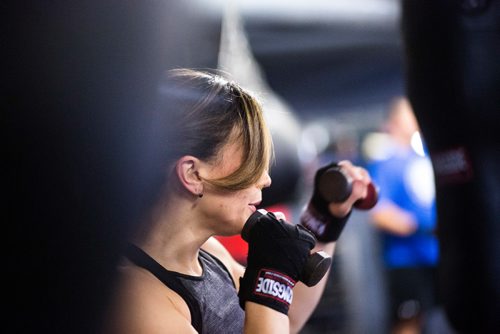 MIKAELA MACKENZIE / WINNIPEG FREE PRESS
Sabrina Carnevale, new health columnist, warms up at the at Pan Am Boxing Club for a noon class in Winnipeg on Thursday, March 21, 2019. 
Winnipeg Free Press 2019.