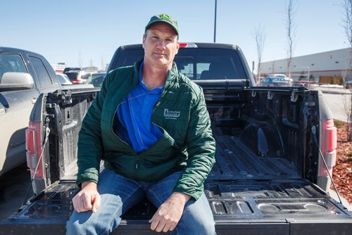 MIKE DEAL / WINNIPEG FREE PRESS
Craig Riese a canola farmer near Lockport for a story on China blocking all Canadian canola imports.
190322 - Friday, March 22, 2019.