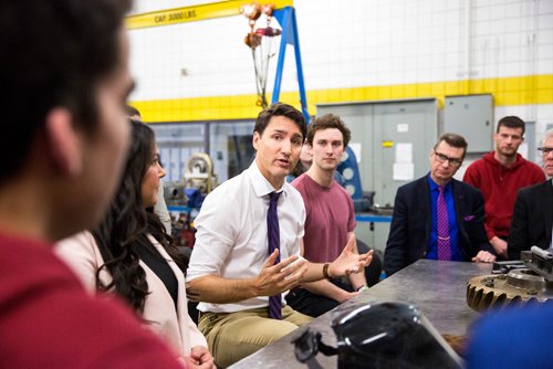 MIKAELA MACKENZIE / WINNIPEG FREE PRESS
Prime Minister Justin Trudeau speaks to students and officials while touring the Manitoba Institute of Trades and Technology in Winnipeg on Tuesday, March 26, 2019. 
Winnipeg Free Press 2019.