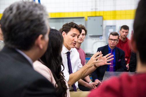 MIKAELA MACKENZIE / WINNIPEG FREE PRESS
Prime Minister Justin Trudeau speaks to students and officials while touring the Manitoba Institute of Trades and Technology in Winnipeg on Tuesday, March 26, 2019. 
Winnipeg Free Press 2019.