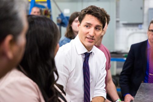 MIKAELA MACKENZIE / WINNIPEG FREE PRESS
Prime Minister Justin Trudeau speaks to students and officials while touring the Manitoba Institute of Trades and Technology in Winnipeg on Tuesday, March 26, 2019. 
Winnipeg Free Press 2019.