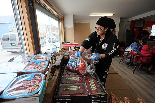 RUTH BONNEVILLE / WINNIPEG FREE PRESS


LOCAL - James Favel, Bear Clan Patrol 

Portrait personality photos for feature story on James Favel of the Bear Clan patrol .  Photos at the Bear Clan headquarters at 584 Selkirk Ave. 
Photo of June Buboire putting out donated food for community people in need.
See Doug Speirs story. 

March 26, 2019

