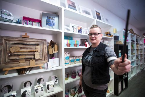 MIKAELA MACKENZIE / WINNIPEG FREE PRESS
Jessica Wasylyk, owner of Protegga Wand Shoppe, poses for a portrait at Sweet C Bakery (where she sells her wands) in Winnipeg on Wednesday, March 27, 2019. For Dave Sanderson story.
Winnipeg Free Press 2019.