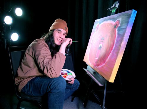 JASON HALSTEAD / WINNIPEG FREE PRESS

Artist René 'Twio' Marriott works on a painting for auction at Main Street Project's annual fundraising benefit dinner Bringin' it in from the Streets on March 16, 2019 at the Fairmont Winnipeg. (See Social Page)