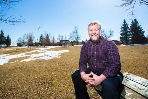 MIKAELA MACKENZIE / WINNIPEG FREE PRESS
Clinical psychologist Dr. Jason Ediger poses for photos in Winnipeg on Wednesday, April 3, 2019.  Getting outside and being active can help with mental health. For Sabrina Carnevale story.
Winnipeg Free Press 2019.