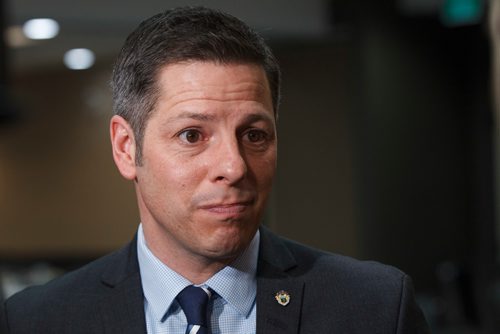 MIKE DEAL / WINNIPEG FREE PRESS
Mayor Brian Bowman addresses more than 100 attendees at Manitoba Heavy Construction Associations Breakfast with the Leaders event at the Holiday Inn at 1740 Ellice Avenue Thursday morning. 
190404 - Thursday, April 04, 2019.