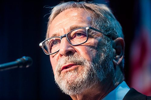 MIKAELA MACKENZIE / WINNIPEG FREE PRESS
Co-owner Bob Silver speaks at the Manitoba Museum Tribute Gala honouring the Winnipeg Free Press in Winnipeg on Thursday, April 4, 2019.  For Jason Bell story.
Winnipeg Free Press 2019.