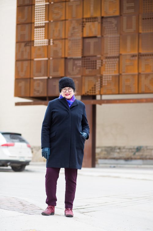 MIKAELA MACKENZIE / WINNIPEG FREE PRESS
Doris Mae Oulton, chair of the Nellie McClung Foundation, poses by the 1919 strike monument in Winnipeg on Saturday, April 6, 2019. For Jessica Botelho-Urbanksi story.
Winnipeg Free Press 2019.