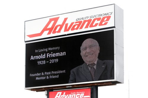 JOHN WOODS / WINNIPEG FREE PRESS
A sign outside the Portage Avenue Advance electronics store shows a memorial to it's founder Arnold Frieman in Winnipeg Sunday, April 7, 2019.

Reporter: Redekop