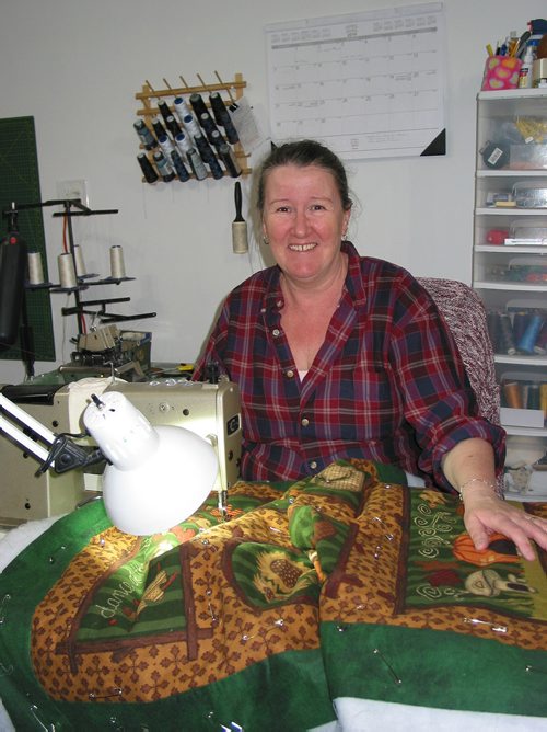 Canstar Community News April 2, 2019 - Sue Ives runs Elie Alterations & Crafts offering clothing alterations, dressmaking and handcrafted home decor from her home in Elie, (ANDREA GEARY/CANSTASR COMMUNITY NEWS)