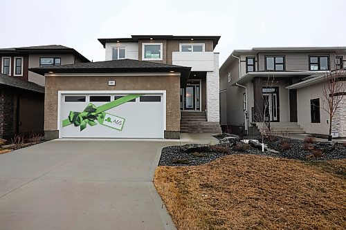 RUTH BONNEVILLE / WINNIPEG FREE PRESS 

HOMES - 41 Liba Way

Description:41 Liba Way in Transcona's Devonshire Park A & S Homes, Realtor Ken Smith.


See  Todd Lewys story. 

April 8, 2019
