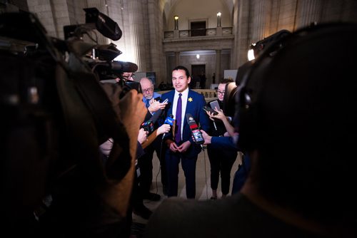 MIKAELA MACKENZIE / WINNIPEG FREE PRESS
Opposition leader Wab Kinew speaks to the media at the Manitoba Legislative Building in Winnipeg on Monday, April 8, 2019.
Winnipeg Free Press 2019.