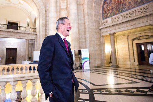 MIKAELA MACKENZIE / WINNIPEG FREE PRESS
Premier Brian Pallister walks through the rotunda at the Manitoba Legislative Building in Winnipeg on Monday, April 8, 2019.
Winnipeg Free Press 2019.