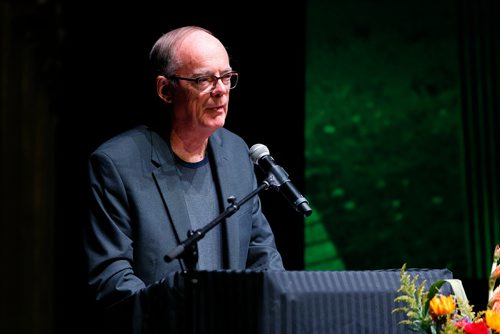 JOHN WOODS / WINNIPEG FREE PRESS
Bob Irving, a close friend and colleague of Randy Taylor, speaks at a Celebration of Life for the Winnipeg Free Press writer at the Burton Cummings Theatre in Winnipeg Monday, April 8, 2019.

Reporter: Alex