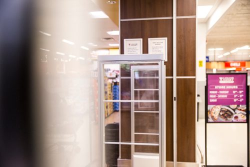 MIKAELA MACKENZIE / WINNIPEG FREE PRESS
Active alarm pedestals, an example of the new theft prevention measures, at the St. James Superstore Liquor Mart in Winnipeg on Wednesday, April 10, 2019. 
Winnipeg Free Press 2019.