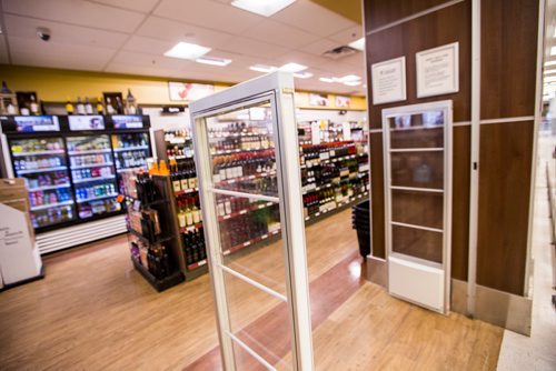 MIKAELA MACKENZIE / WINNIPEG FREE PRESS
Active alarm pedestals, an example of the new theft prevention measures, at the St. James Superstore Liquor Mart in Winnipeg on Wednesday, April 10, 2019. 
Winnipeg Free Press 2019.