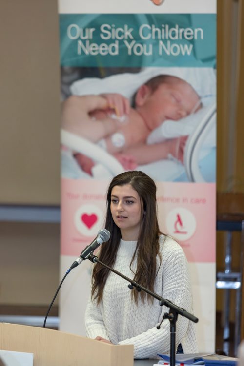 SASHA SEFTER / WINNIPEG FREE PRESS
Lillian Moore speaks to the public about her experience with childhood seizures and the life-saving treatment she received at the Winnipeg Childrens Hospital.
190411 - Thursday, April 11, 2019.