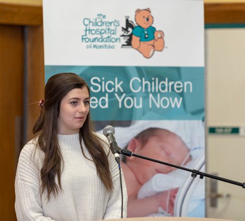 SASHA SEFTER / WINNIPEG FREE PRESS
Lillian Moore speaks to the public about her experience with childhood seizures and the life-saving treatment she received at the Winnipeg Childrens Hospital.
190411 - Thursday, April 11, 2019.