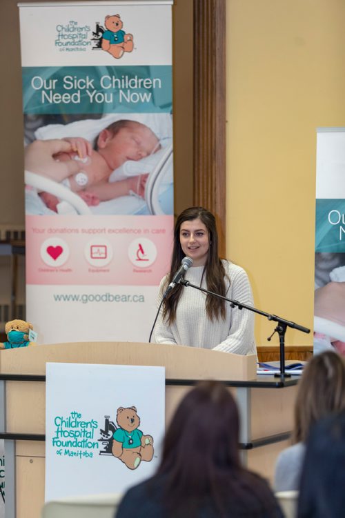 SASHA SEFTER / WINNIPEG FREE PRESS
Lillian Moore speaks to the public about her experience with childhood seizures and the life-saving treatment she received at the Winnipeg Childrens Hospital.
190411 - Thursday, April 11, 2019.