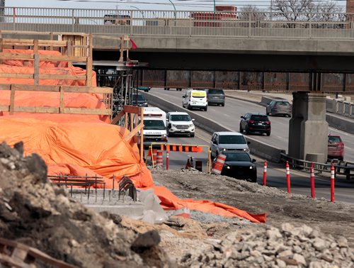 PHIL HOSSACK / WINNIPEG FREE PRESS - Construction and congestion under and around the Empress underpass/overpass. See story. - April 11, 2019.