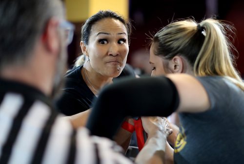 TREVOR HAGAN / WINNIPEG FREE PRESS
City councillor Vivian Santos versus Kristi Findley at the Manitoba Provincial Arm Wrestling Championships at Canad Inns Polo Park, Saturday, April 13, 2019.