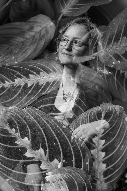 MIKE DEAL / WINNIPEG FREE PRESS
A double exposed portrait of poet Lauren Carter for the nature-themed 2019 edition of National Poetry Month in the Winnipeg Free Press.
The double-exposure was done in camera using a Canon 5Dmk3 camera.
190414 - Sunday, April 14, 2019.