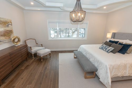 SASHA SEFTER / WINNIPEG FREE PRESS
The master bedroom of a new home build at 95 Borebank street located in Winnipeg's River Heights suburb.
190415 - Monday, April 15, 2019.