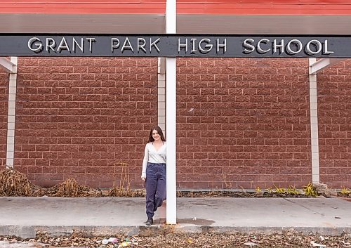 SASHA SEFTER / WINNIPEG FREE PRESS
Grant Park High School grade 12 student Sunny Enkin Lewis wins the A&E Lives That Make a Difference Essay Contest for her essay on Autumn Peltier, a young Anishinaabe water advocate from Wikwemikong First Nation. 
190415 - Monday, April 15, 2019.