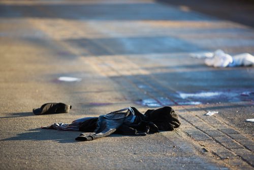 MIKAELA MACKENZIE/WINNIPEG FREE PRESS
Police investigate a serious assault at the 300 block of Pembina Highway in Winnipeg on Tuesday, April 16, 2019. 
Winnipeg Free Press 2019