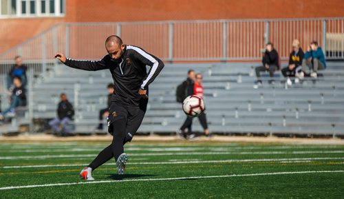 MIKE DEAL / WINNIPEG FREE PRESS
Valour FC Stephen Hoyle during practice on Murray Field at Dakota Collegiate Tuesday morning.
190416 - Tuesday, April 16, 2019.