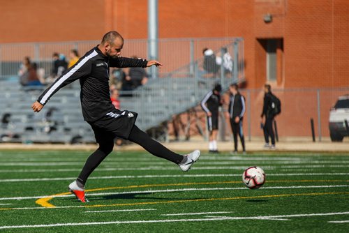 MIKE DEAL / WINNIPEG FREE PRESS
Valour FC Stephen Hoyle during practice on Murray Field at Dakota Collegiate Tuesday morning.
190416 - Tuesday, April 16, 2019.