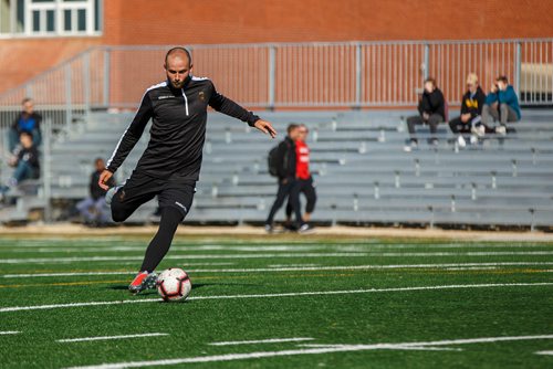 MIKE DEAL / WINNIPEG FREE PRESS
Valour FC Stephen Hoyle during practice on Murray Field at Dakota Collegiate Tuesday morning.
190416 - Tuesday, April 16, 2019.