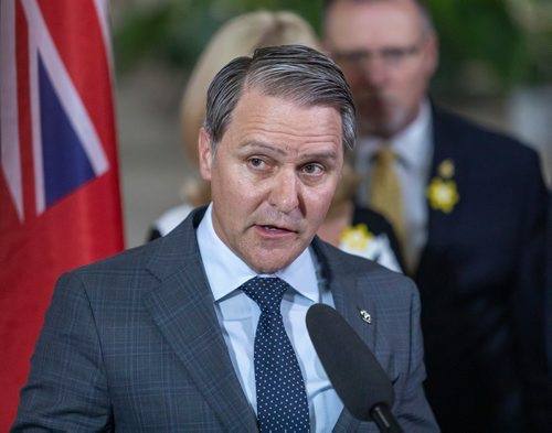 SASHA SEFTER / WINNIPEG FREE PRESS
The Honourable Cameron Friesen, Minister of Health, Seniors and Active Living for the Province of Manitoba announces a bilateral agreement at the Manitoba Legislative Building.
190416 - Tuesday, April 16, 2019.